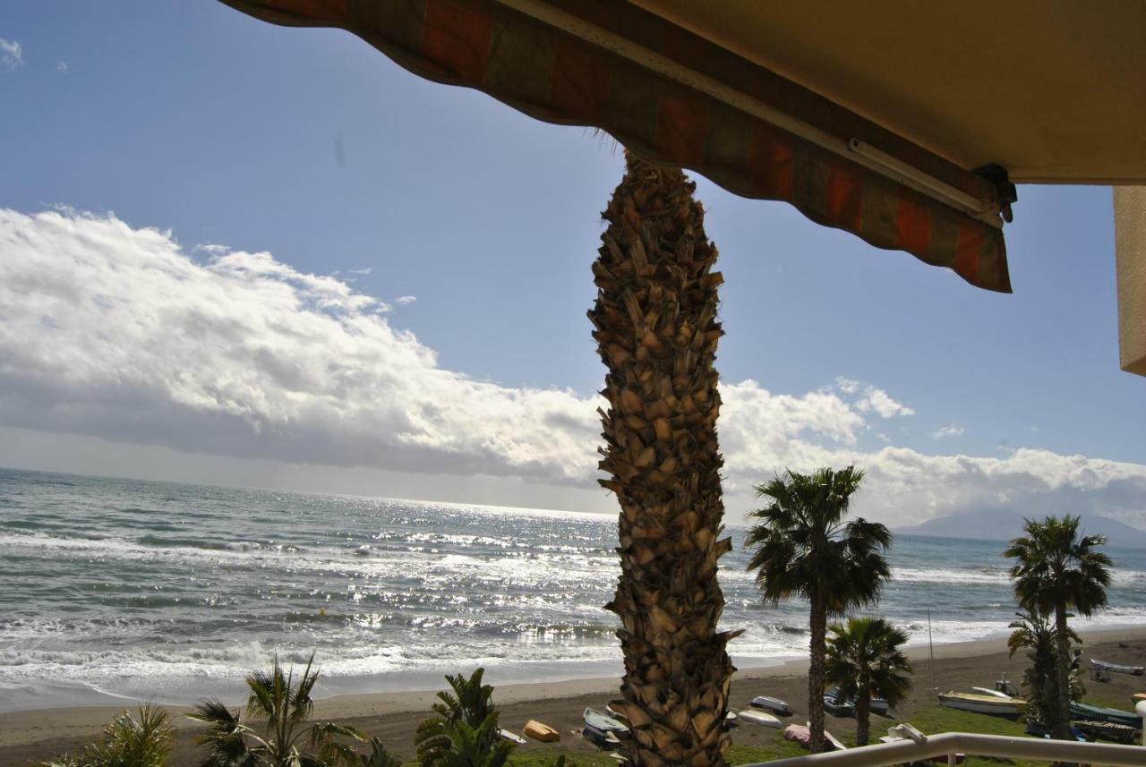 Apartamento Frente Al Mar,Primera Linea Rincon de la Victoria Ngoại thất bức ảnh