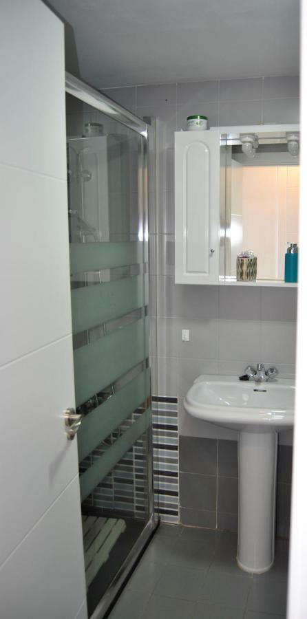 Apartamento Frente Al Mar,Primera Linea Rincon de la Victoria Ngoại thất bức ảnh