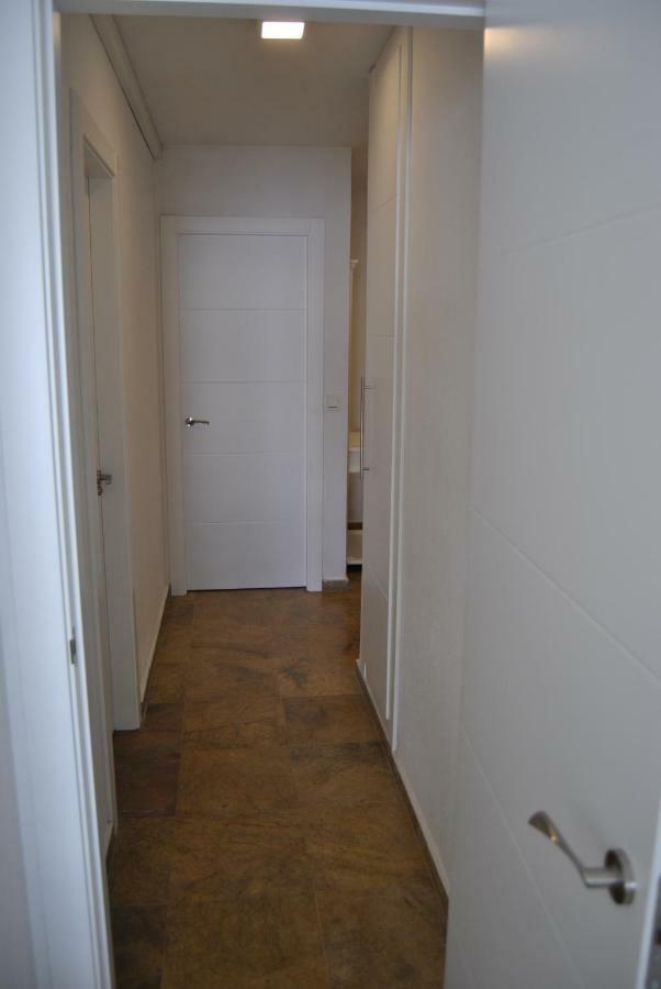 Apartamento Frente Al Mar,Primera Linea Rincon de la Victoria Ngoại thất bức ảnh